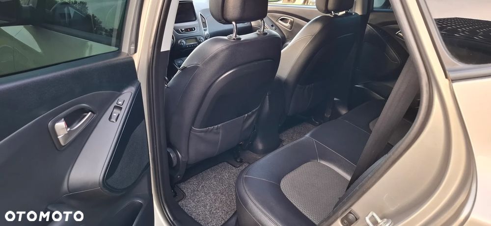 Hyundai ix35 2.0 4WD Automatik Premium - 11