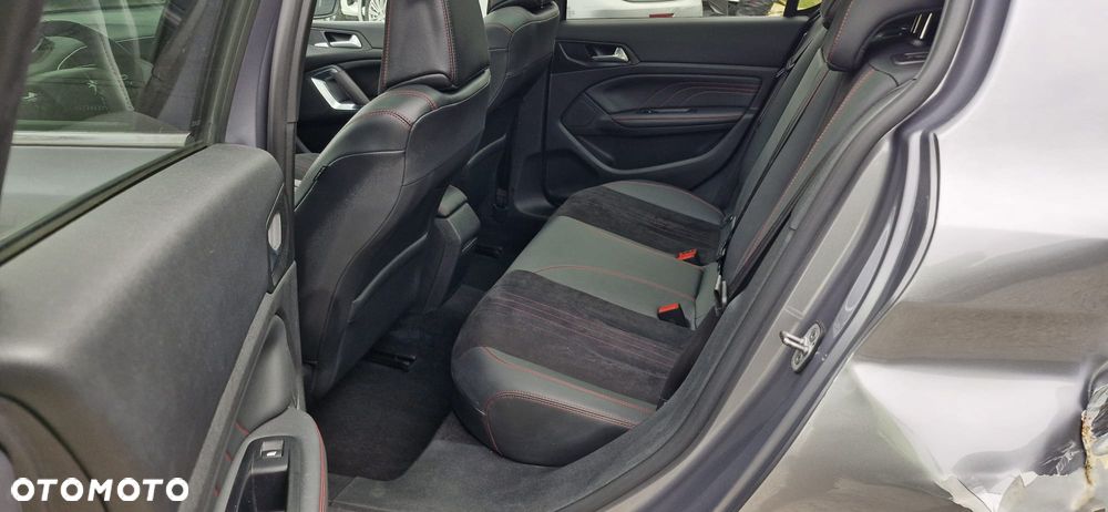 Peugeot 308 PureTech 225 GPF EAT8 Stop & Start GT - 11