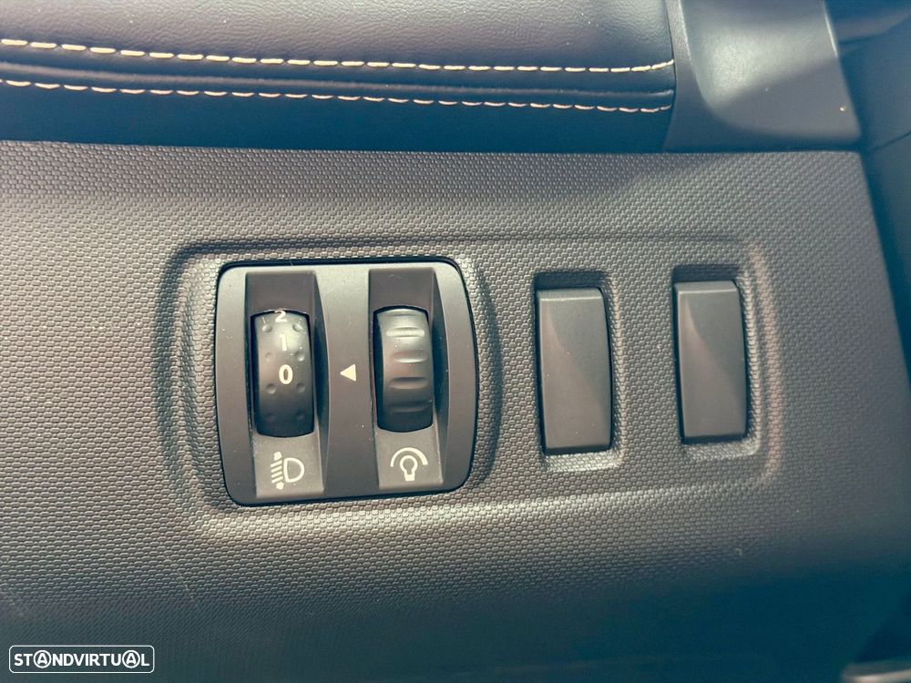 Renault Clio 1.2 TCe Initiale Paris EDC - 16