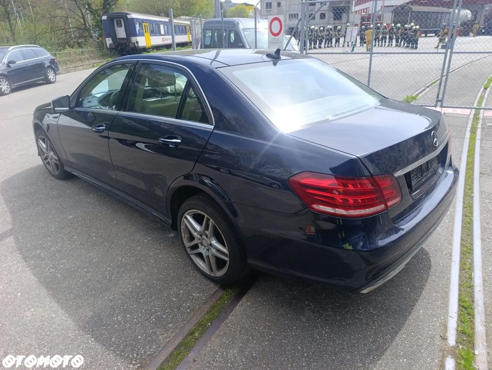 Mercedes-Benz E-Class 2015 photo 3