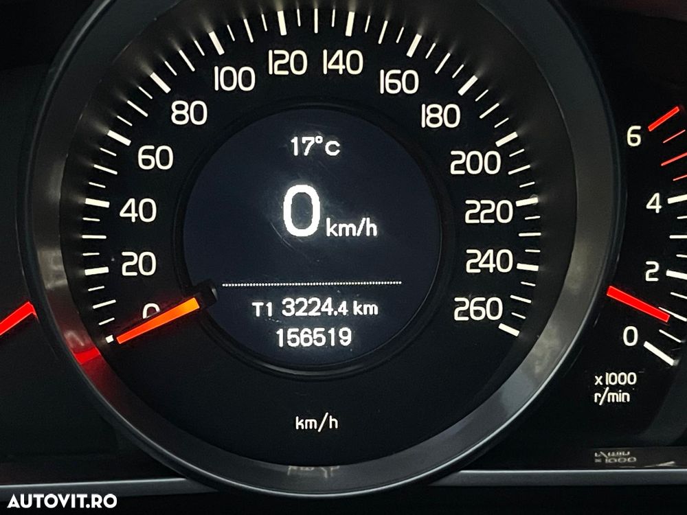 Volvo V40 - 10