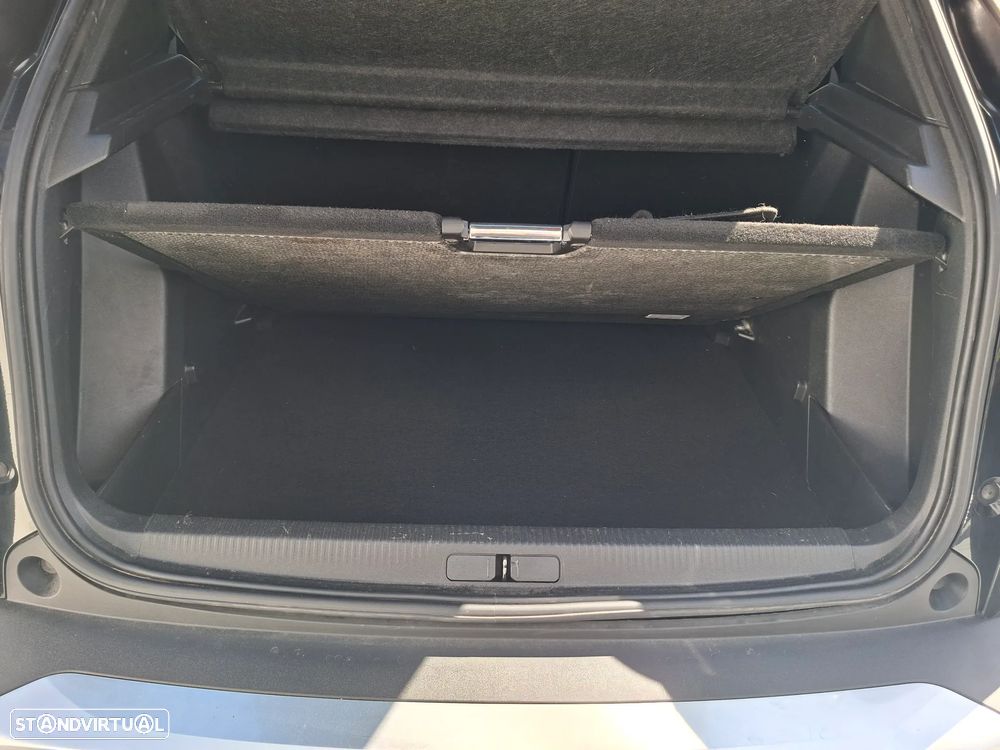 Peugeot 2008 PureTech 130 EAT8 Active - 25