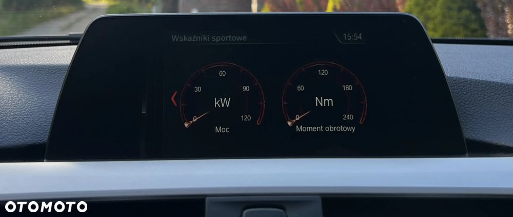 BMW Seria 3 318i Sport Line - 24