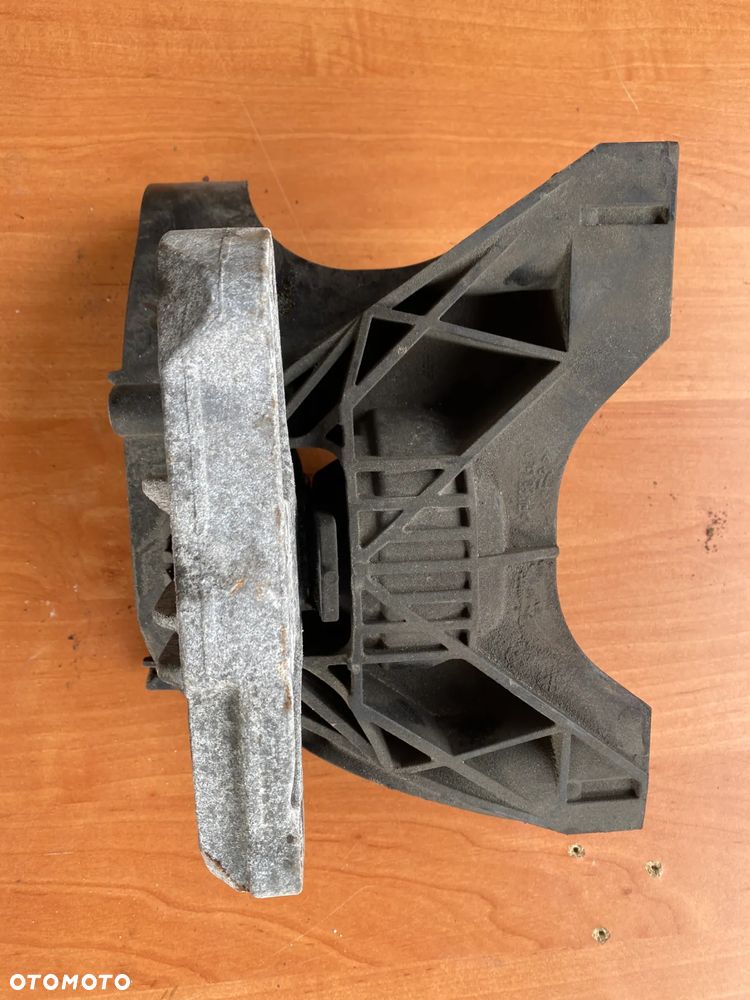 MOCOWANIE ŁAPA PODUSZKA SILNIKA PEUGEOT RIFTER - 1