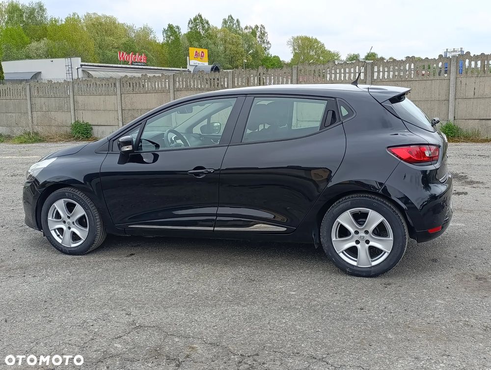 Renault Clio 1.2 16V Alize EU6 - 11