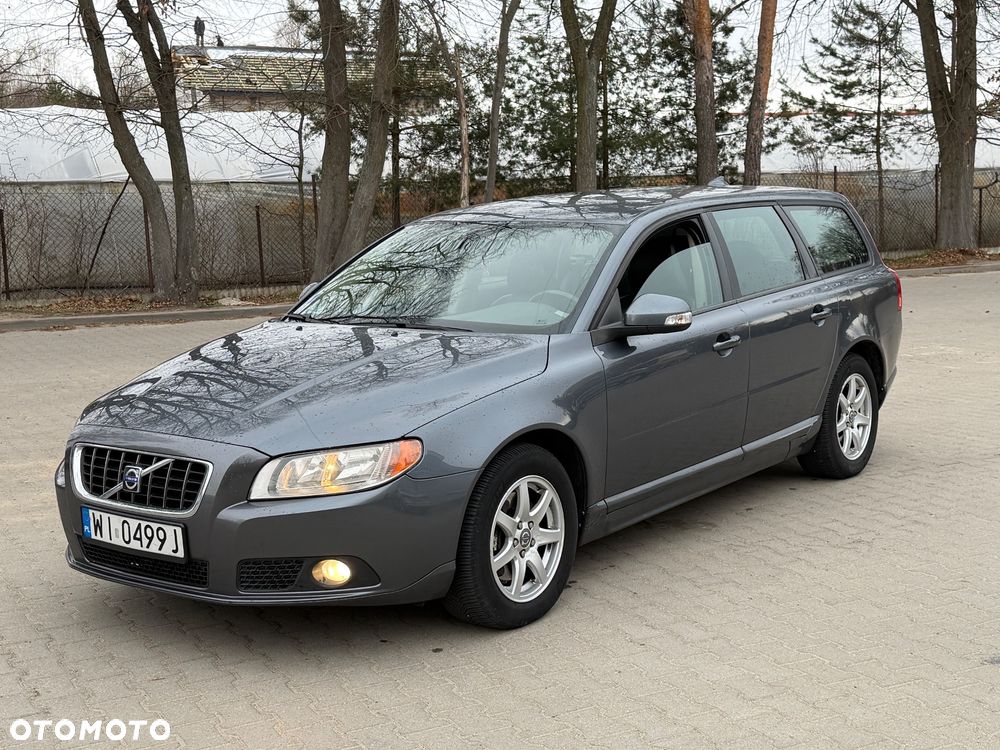 Volvo V70 2.5T Momentum - 12