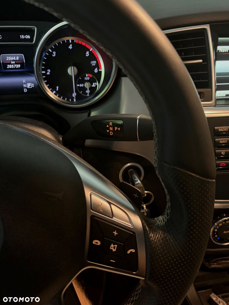 Mercedes-Benz ML 350 BlueTEC 4-Matic - 15