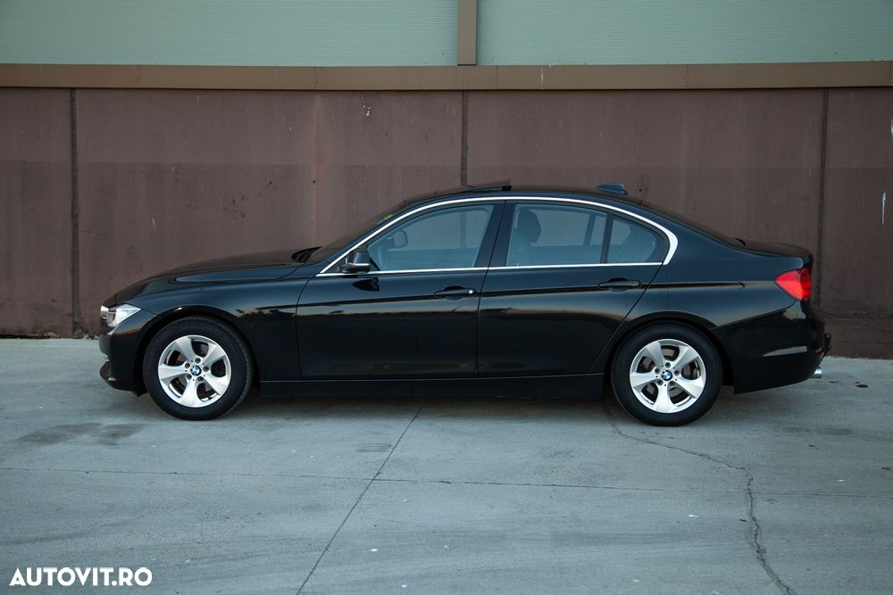 BMW Seria 3 - 36