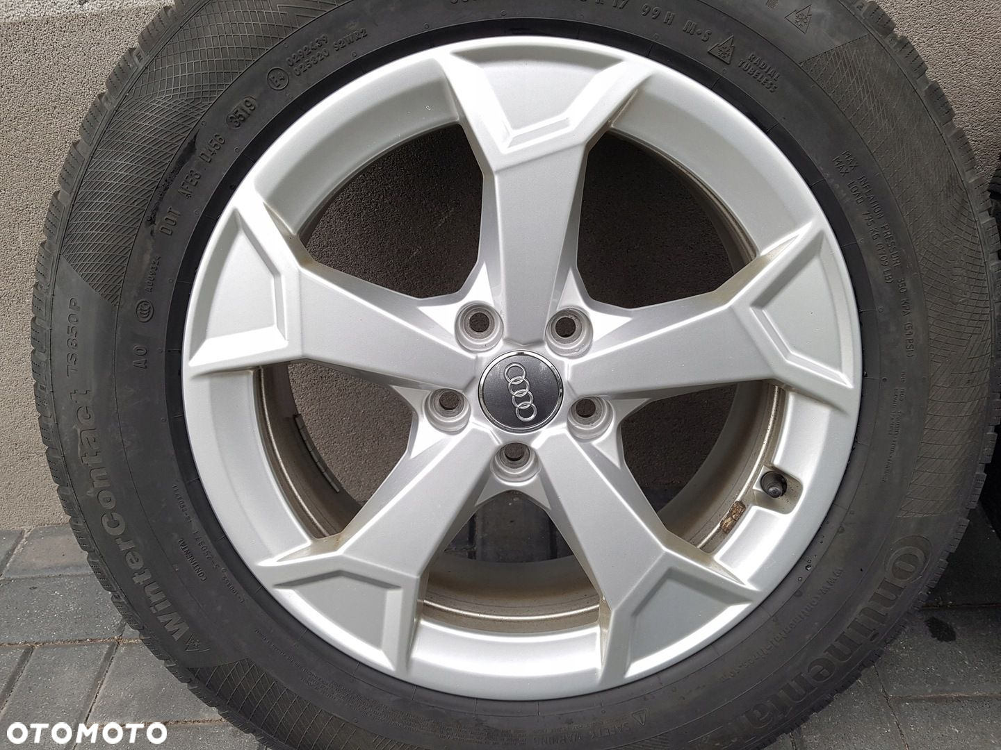 AUDI Q3 SQ3 17 koła zimowe felga felgi czujniki 215/65/17 83A071497 - 2