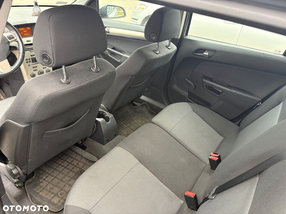 Opel Astra III 1.7 CDTI Enjoy - 10