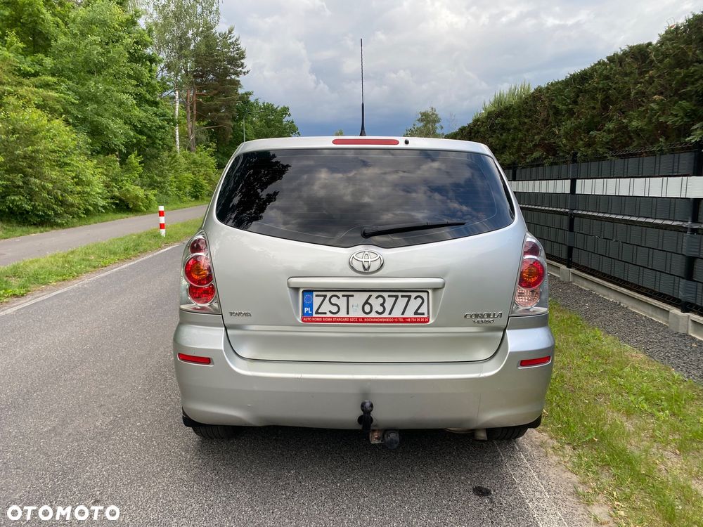 Toyota Corolla Verso 1.6 Sol - 9