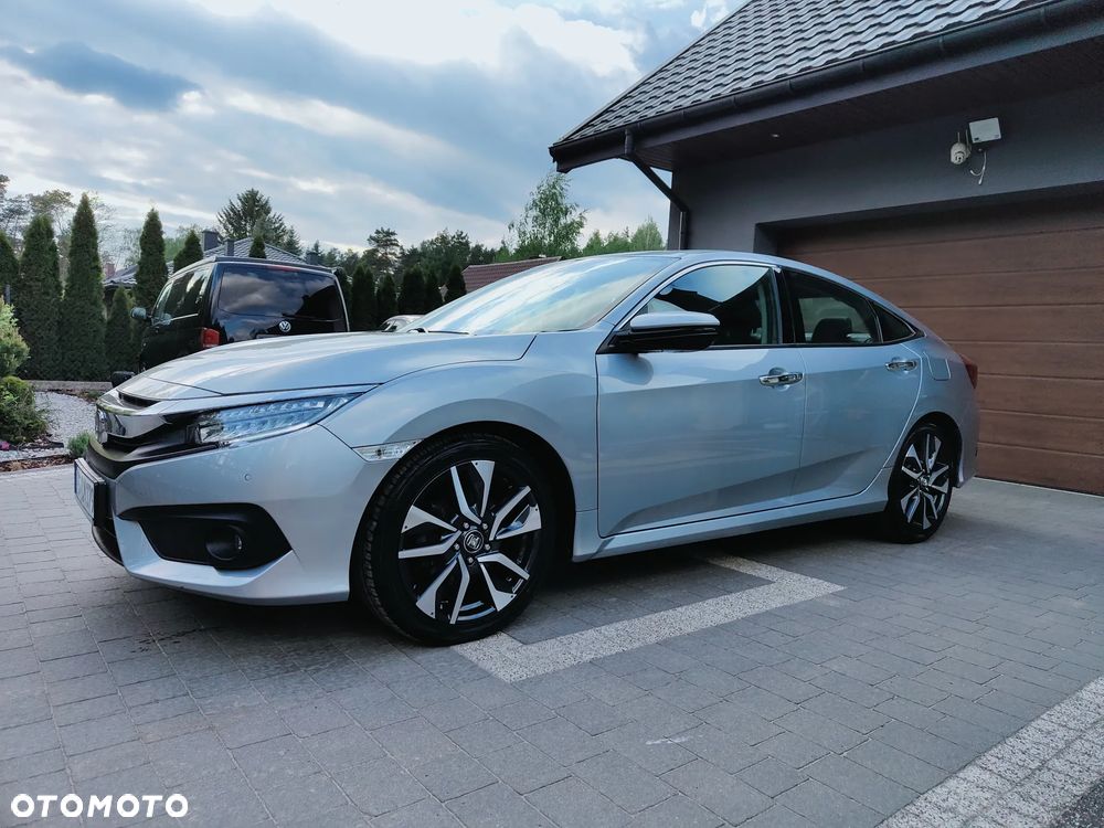 Honda Civic 1.5 i-VTEC Turbo CVT Executive - 27