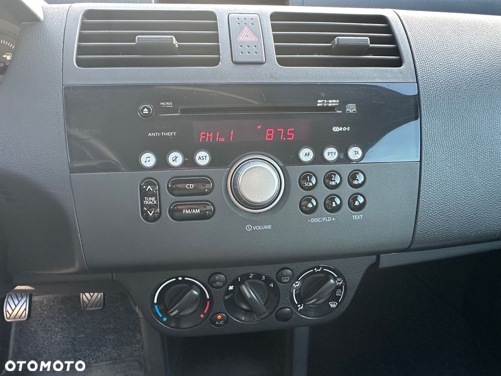 Suzuki Swift 1.3 Comfort - 21