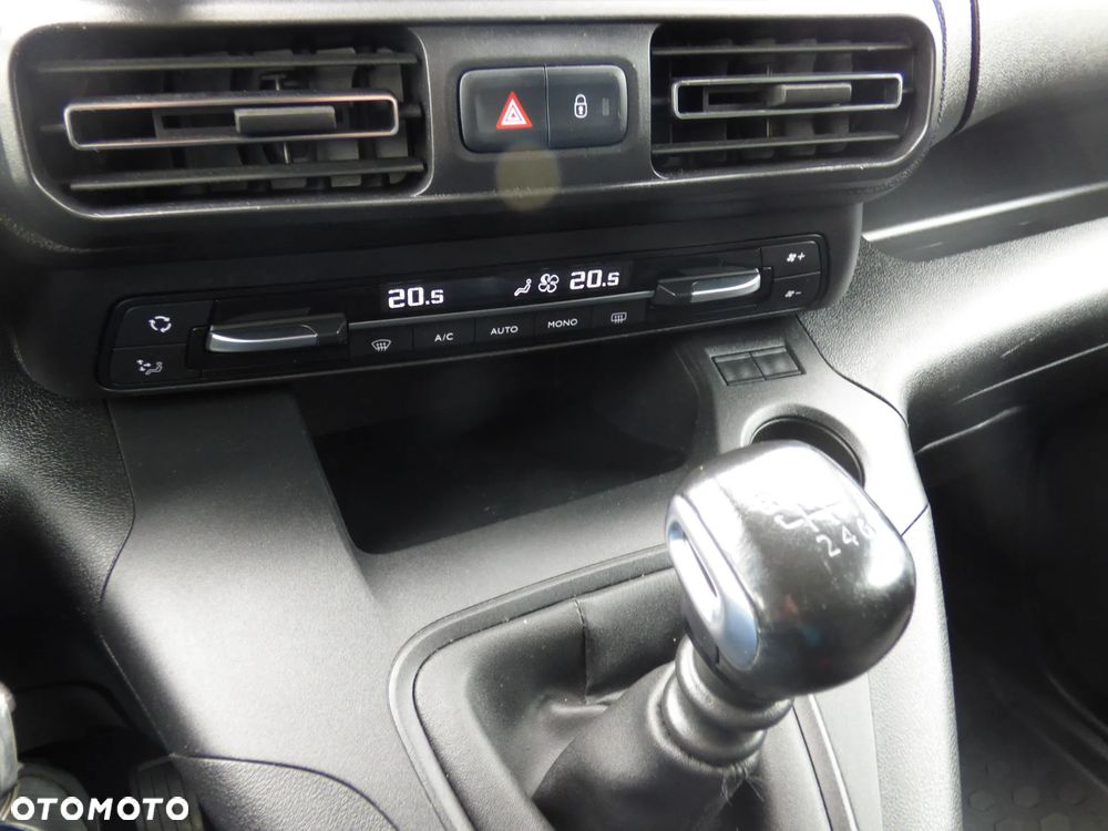 Opel Combo - 16