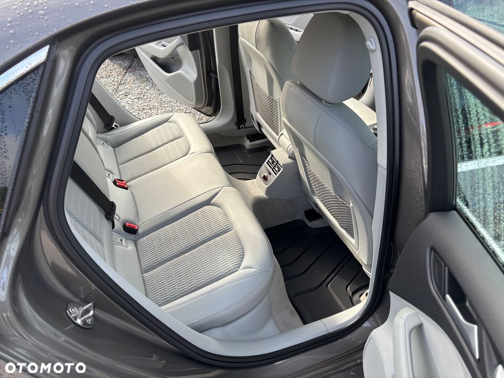 Audi A3 Limousine 1.4 TFSI CoD ultra Attraction S tronic - 32
