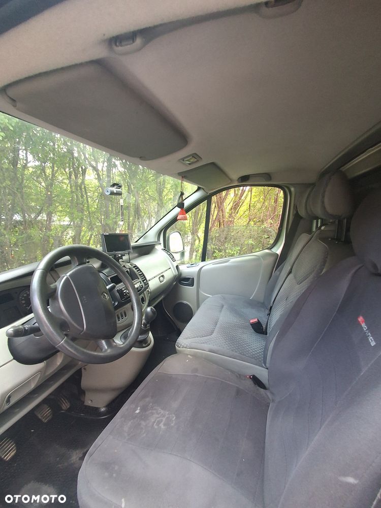 Renault Trafic - 4