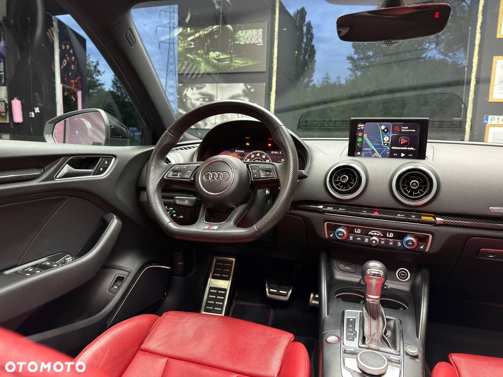 Audi S3 S tronic - 22