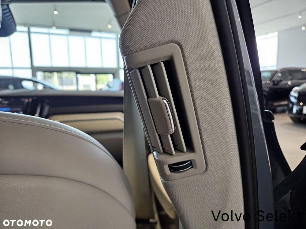 Volvo XC 60 - 34