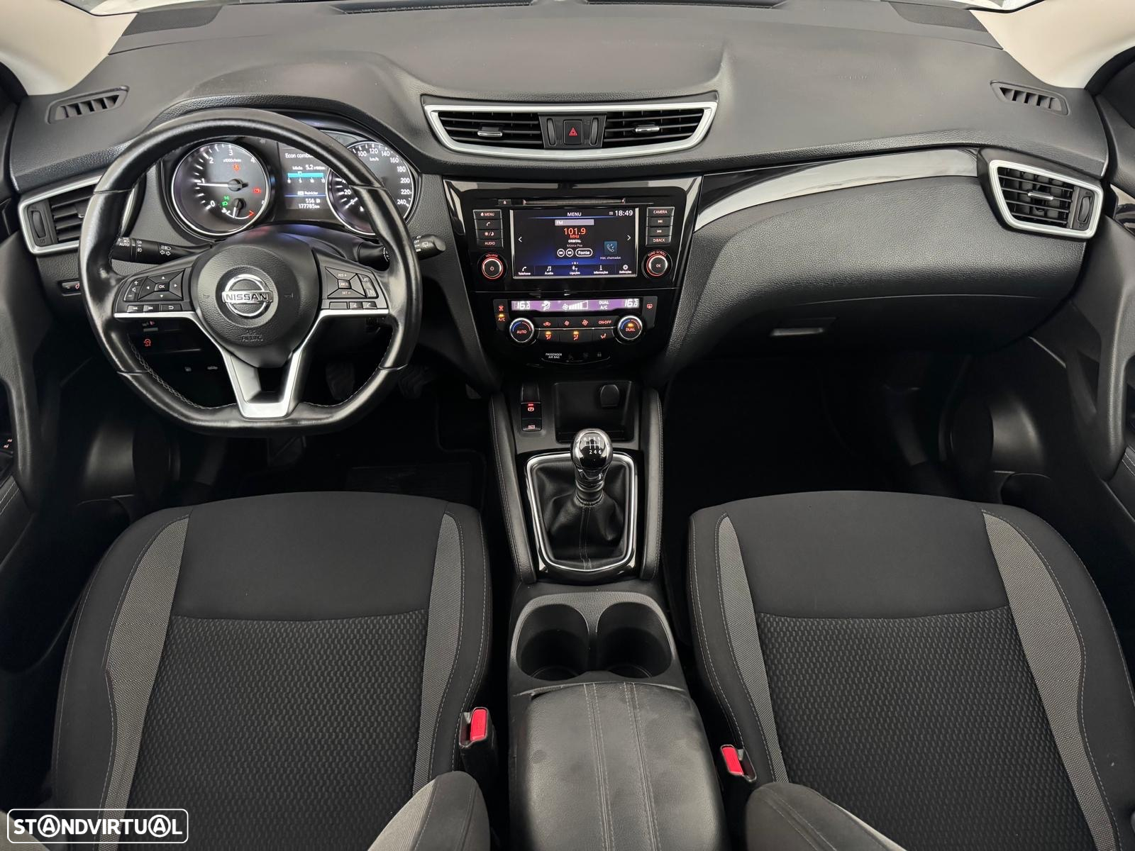 Nissan Qashqai 1.5 dCi N-Connecta - 8