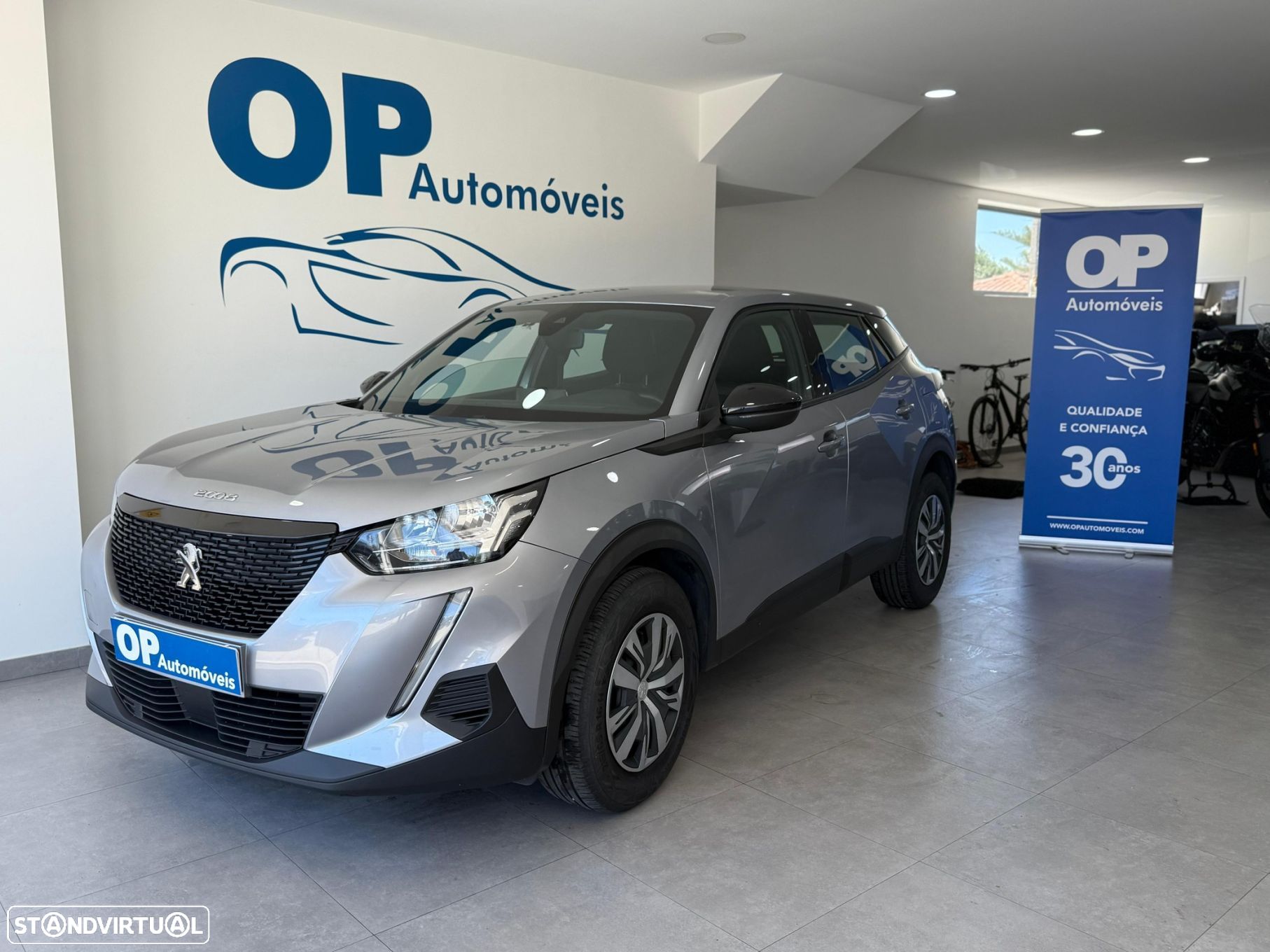Peugeot 2008 1.2 PureTech Active Pack - 1