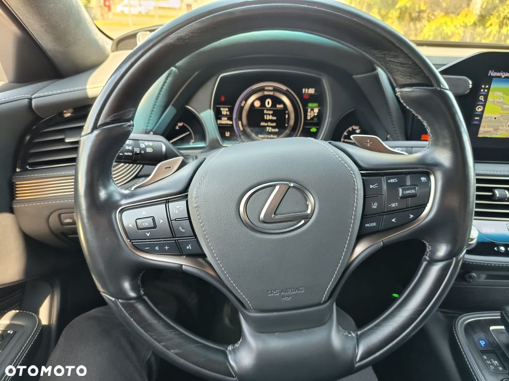 Lexus LS 500h Prestige AWD - 3