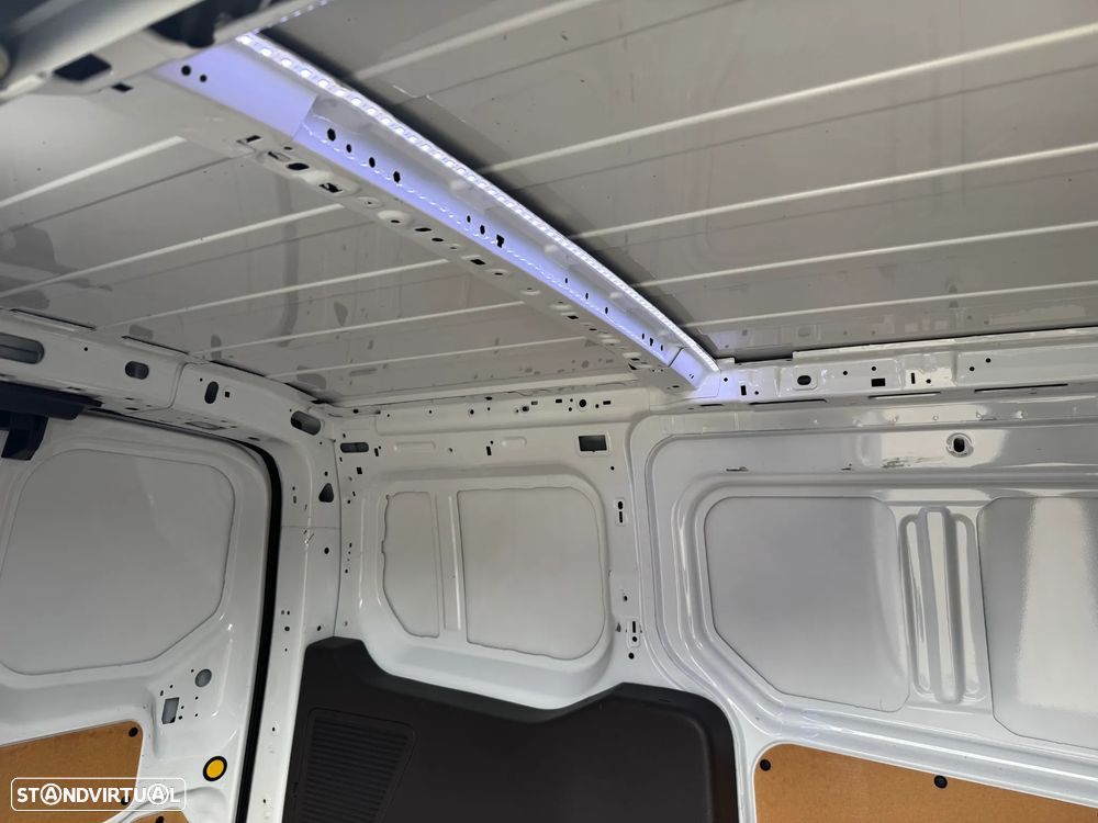 Ford Transit Connect L2 - 22