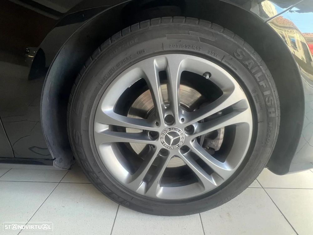 Mercedes-Benz CLA 180 d Shooting Brake Progressive Aut. - 10