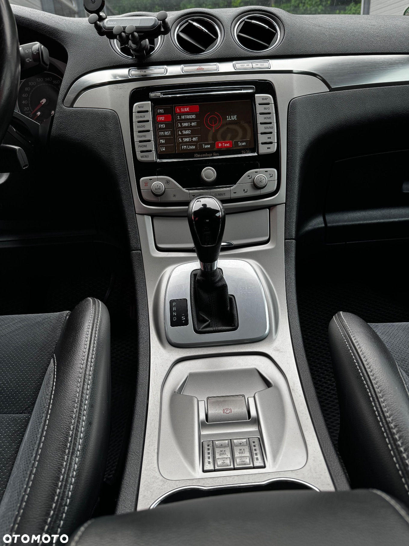 Ford Galaxy - 36