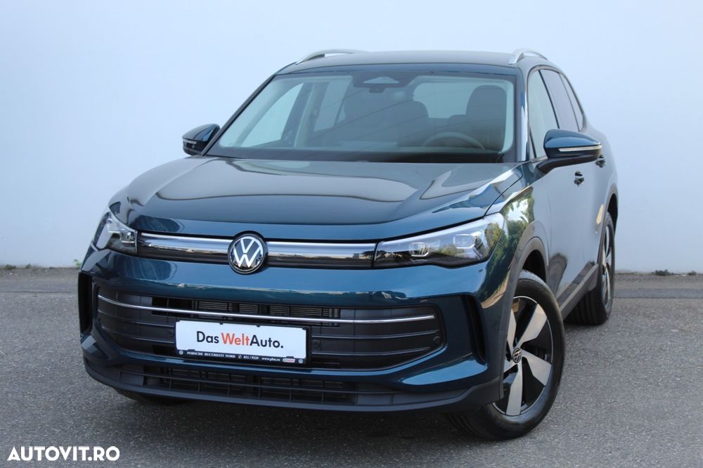 Volkswagen Tiguan - 1