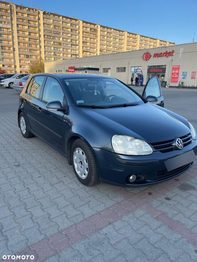 Volkswagen Golf 1.6 Q-Line - 1