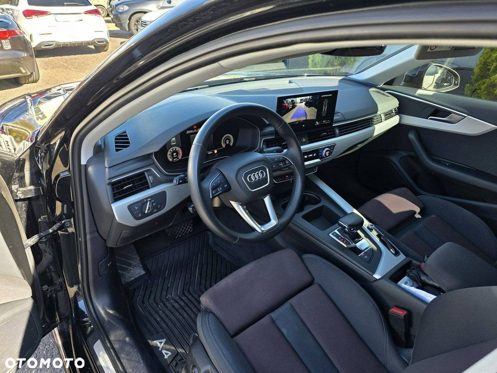 Audi A4 Limousine - 7