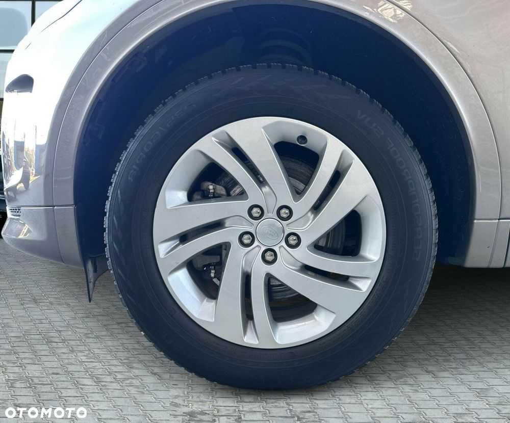 Land Rover Discovery Sport - 8