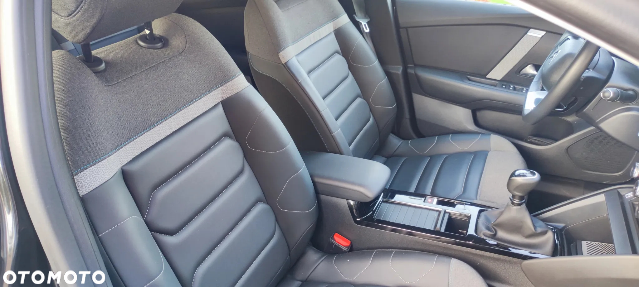 Citroën C4 PureTech 130 Stop&Start FEEL PACK - 10