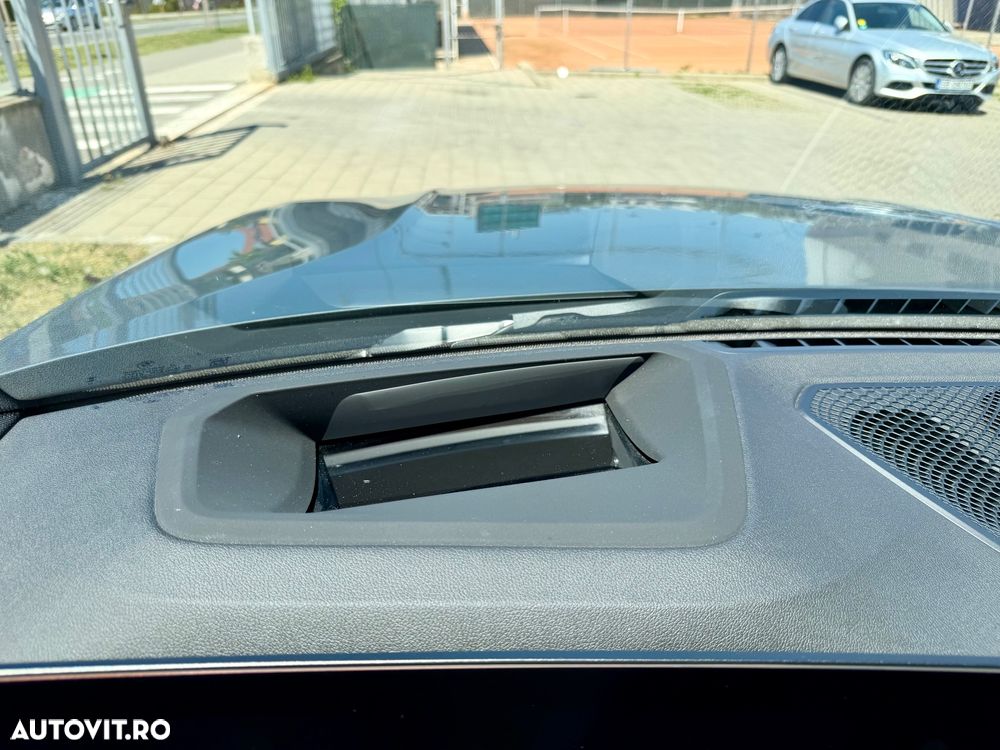 BMW Seria 3 320d AT MHEV - 18