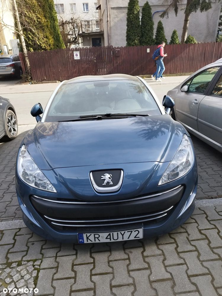 Peugeot RCZ - 8