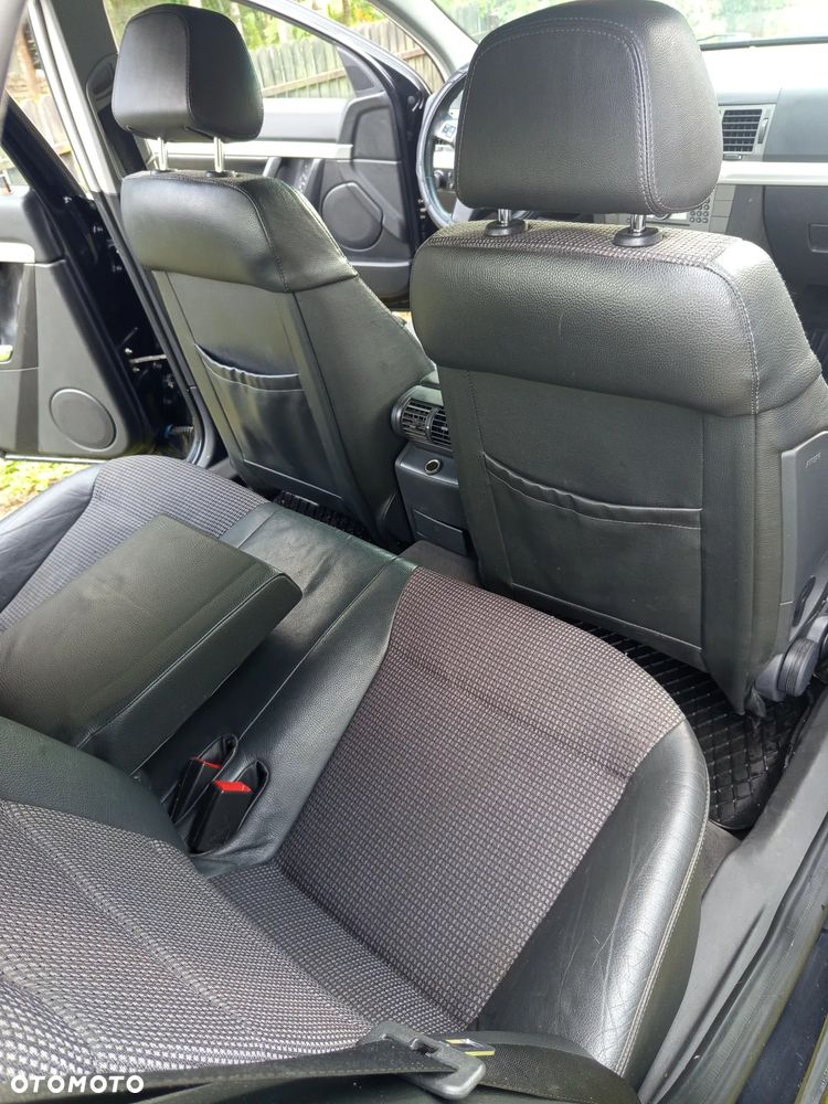 Opel Vectra 1.9 CDTI - 10