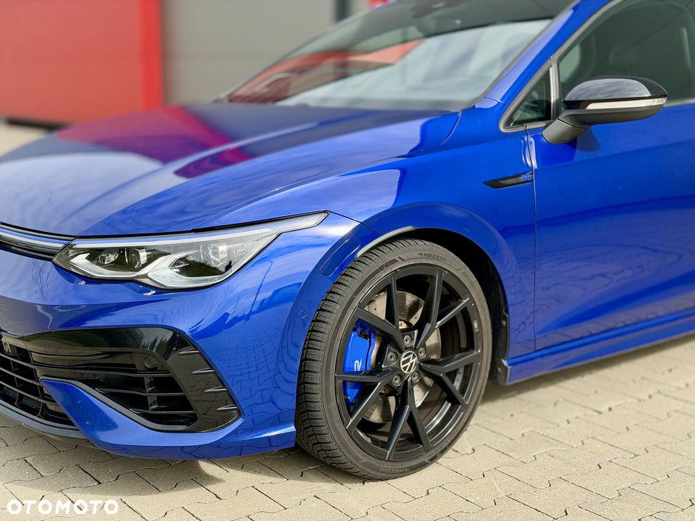 Volkswagen Golf - 10