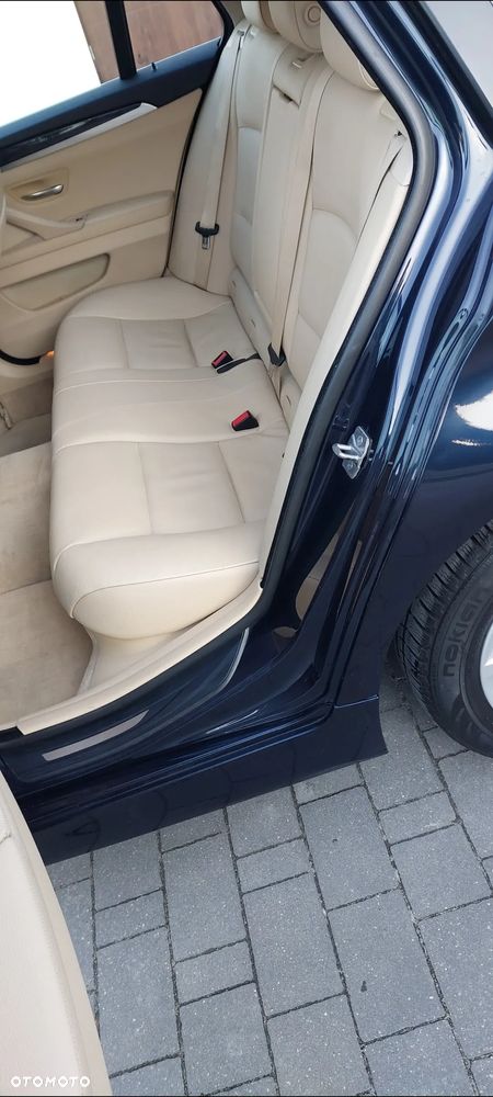 BMW Seria 5 520d - 13