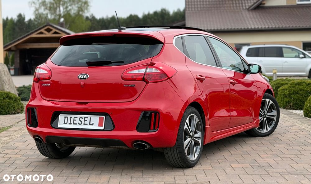 Kia Ceed 1.6 CRDi GT Line - 22