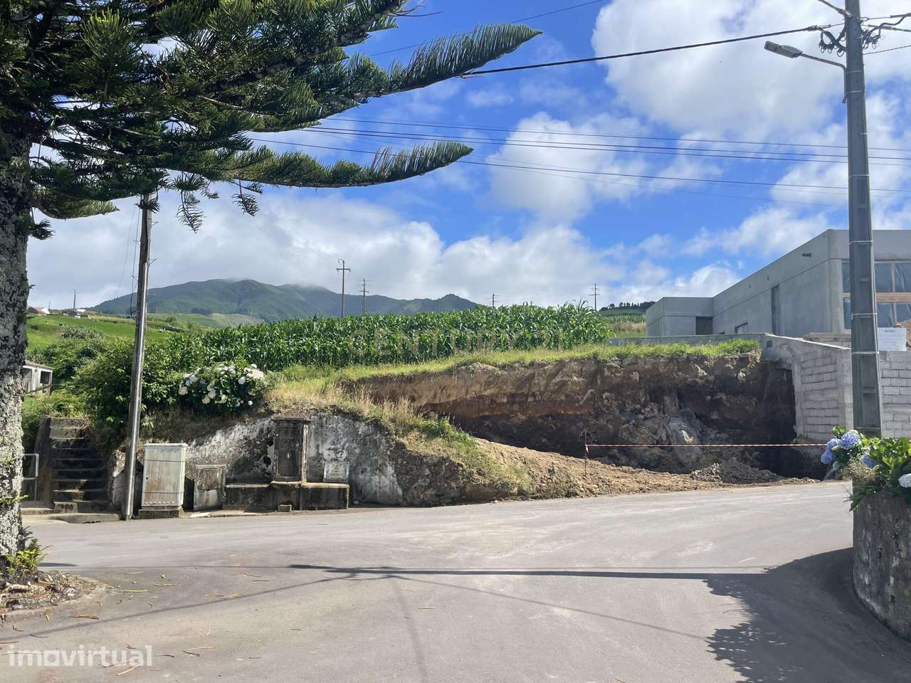 Terreno com viabilidade de construção– Algarvia, Nordeste (Açores) - Grande imagem: 2/13