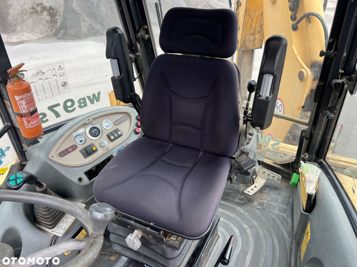 Komatsu Wb975 4X4 - 13