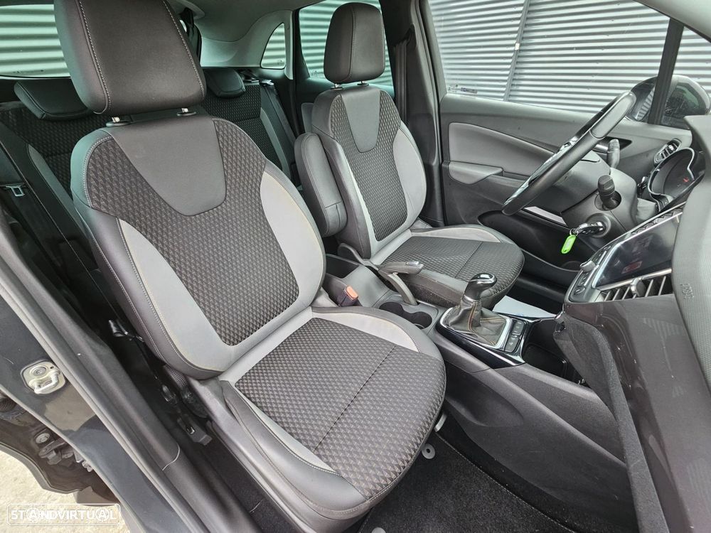 Opel Crossland X 1.2 T Innovation - 26