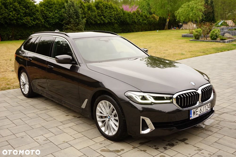 BMW Seria 5 530i xDrive mHEV Luxury Line - 3