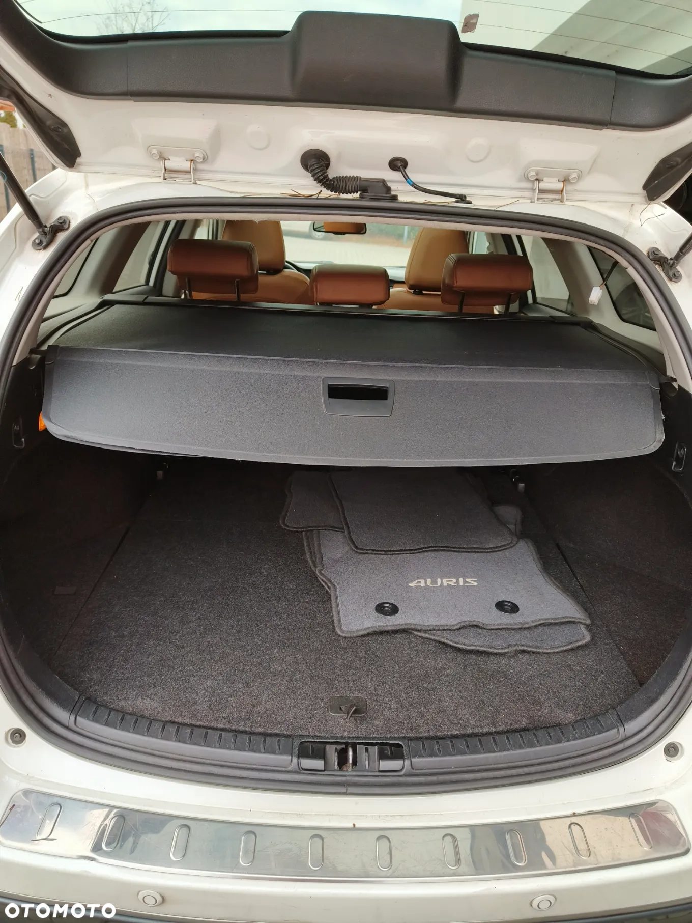 Toyota Auris 1.8 HSD Prestige NAVI - 14