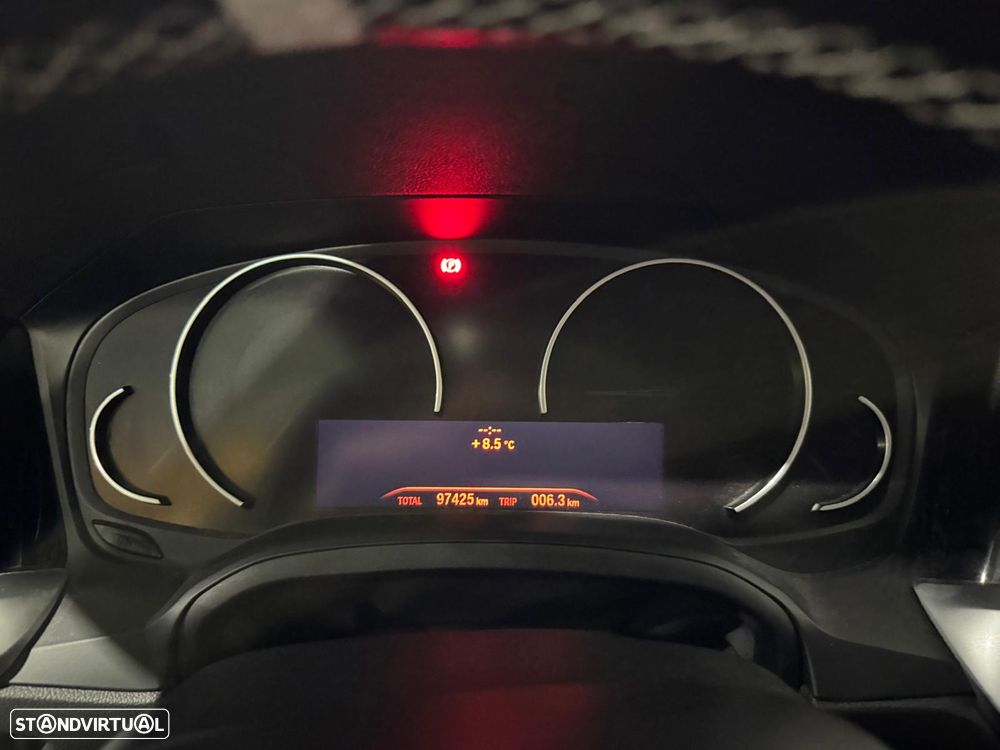 BMW 320 d Pack M Auto - 15