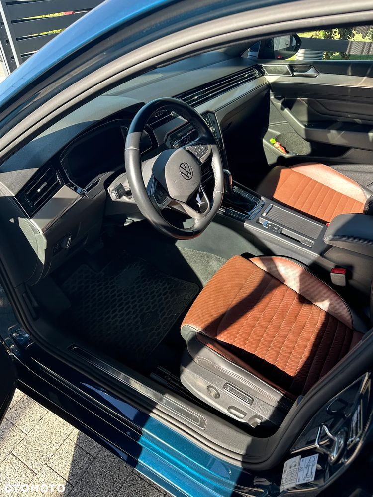 Volkswagen Passat 2.0 TSI Elegance DSG - 4