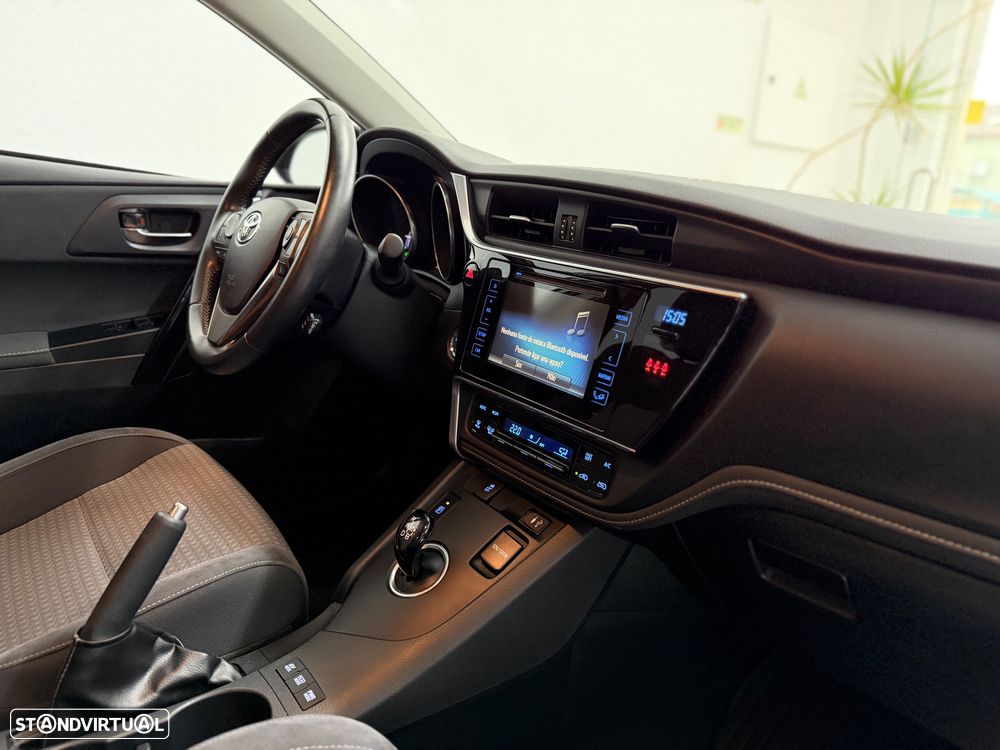 Toyota Auris 1.8 HSD Active - 29