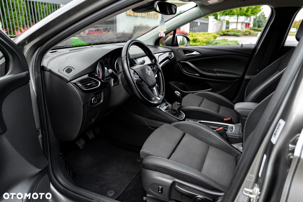 Opel Astra 1.4 T Elite S&S - 18