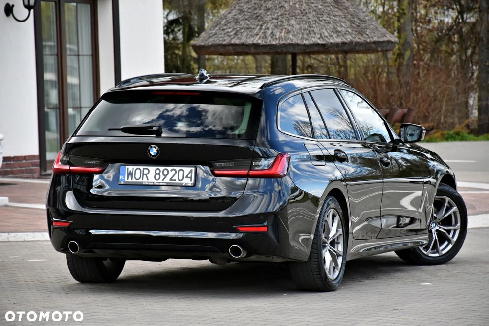 BMW Seria 3 320d Edition M Sport Shadow - 19