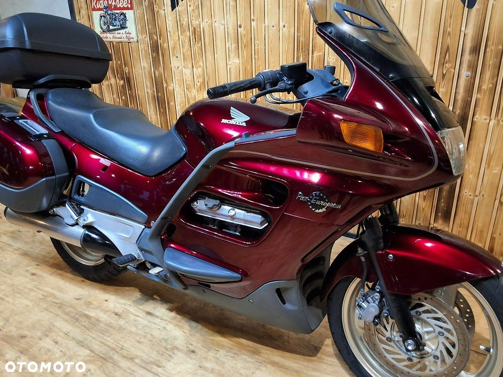 Honda ST - 4